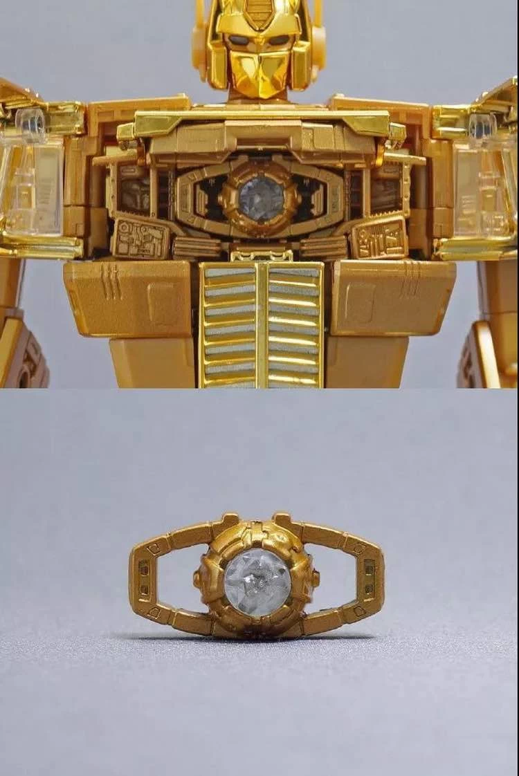 Takara MP10G MP-10G Masterpiece Optimus Prime Gold Lagoon Edition - Image 8