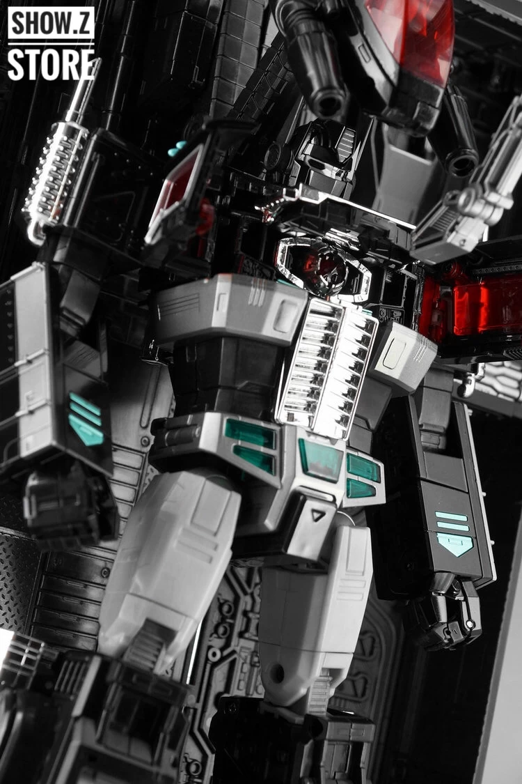 4th Party MP-10B Optimus Prime Black Version Figure & TrailerĀ - Image 14
