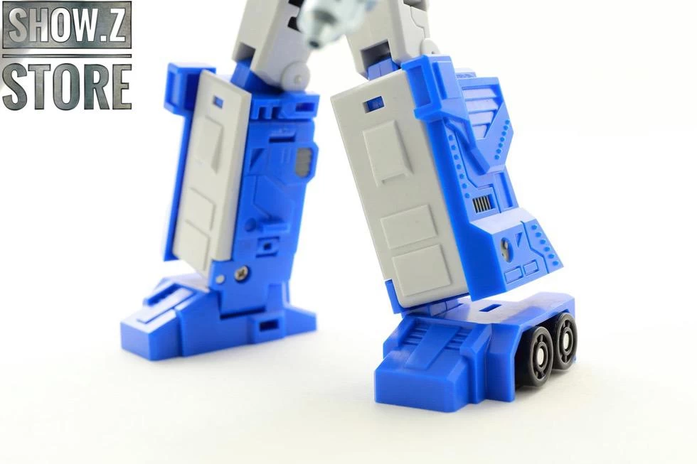 MechFansToys MF48 City Commander Ultra Magnus Version 2.0 Improvisation - Image 10