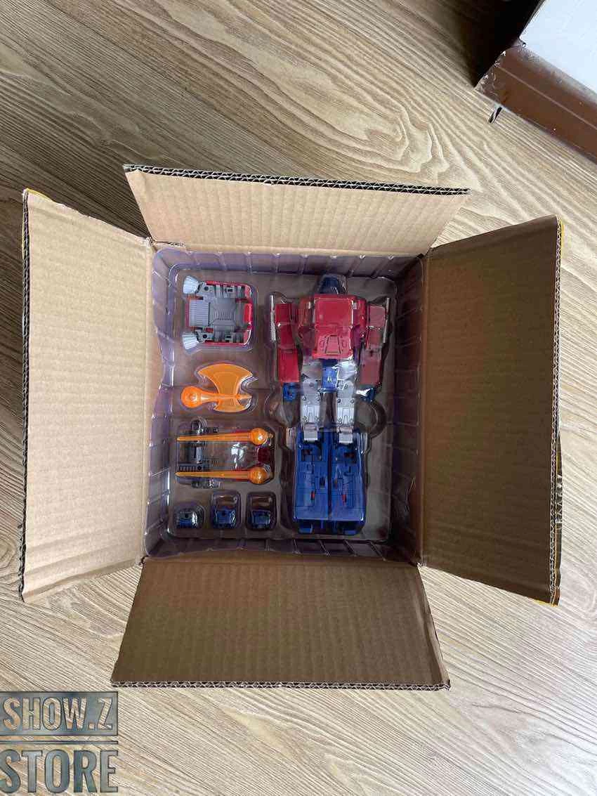 4th Party Masterpiece MP-44 Optimus Prime Version 3.0 Silver Leg Version - Image 3