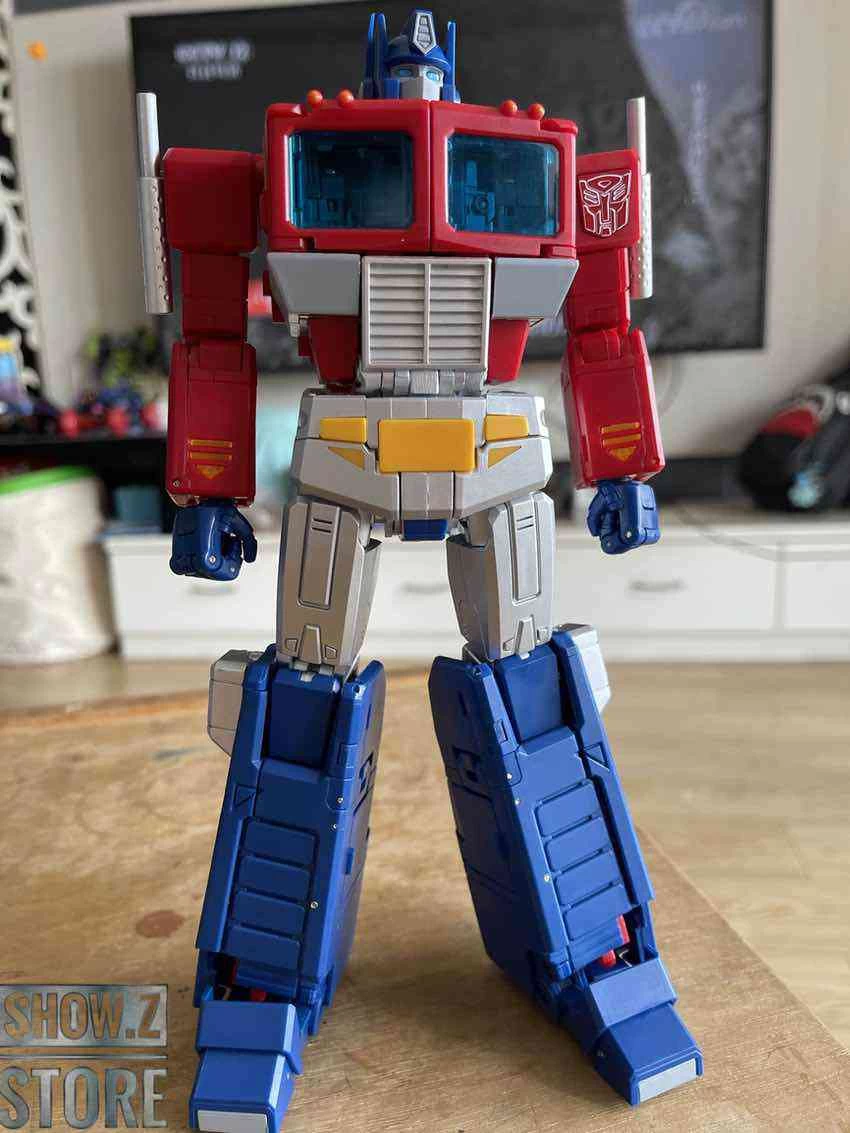 4th Party Masterpiece MP-44 Optimus Prime Version 3.0 Silver Leg Version - Image 2